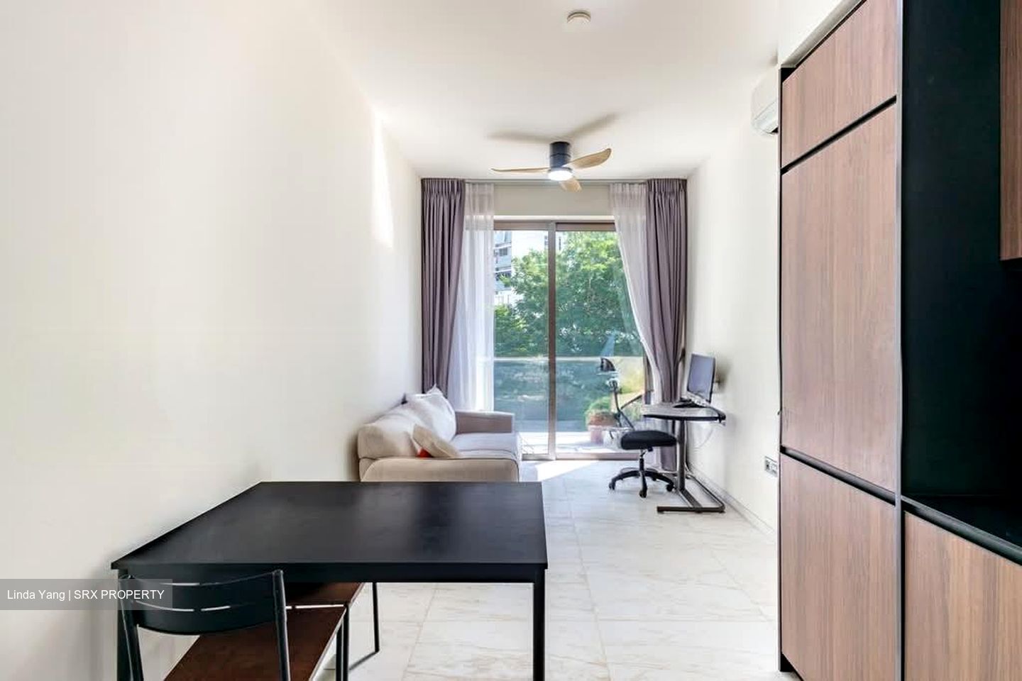Coastline Residences (D15), Apartment #579139321